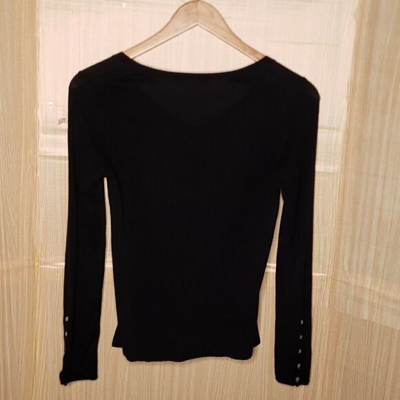 Lacoste Womens Black Lightweight V Neck Sweater XS - Picture 2 of 9
